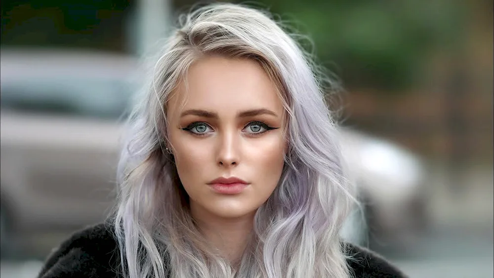 Silver ashy hair colour