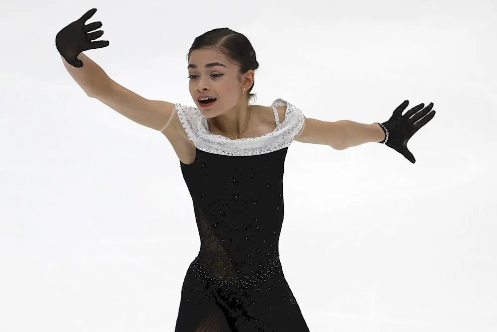 Adelia Petrosyan figure skating