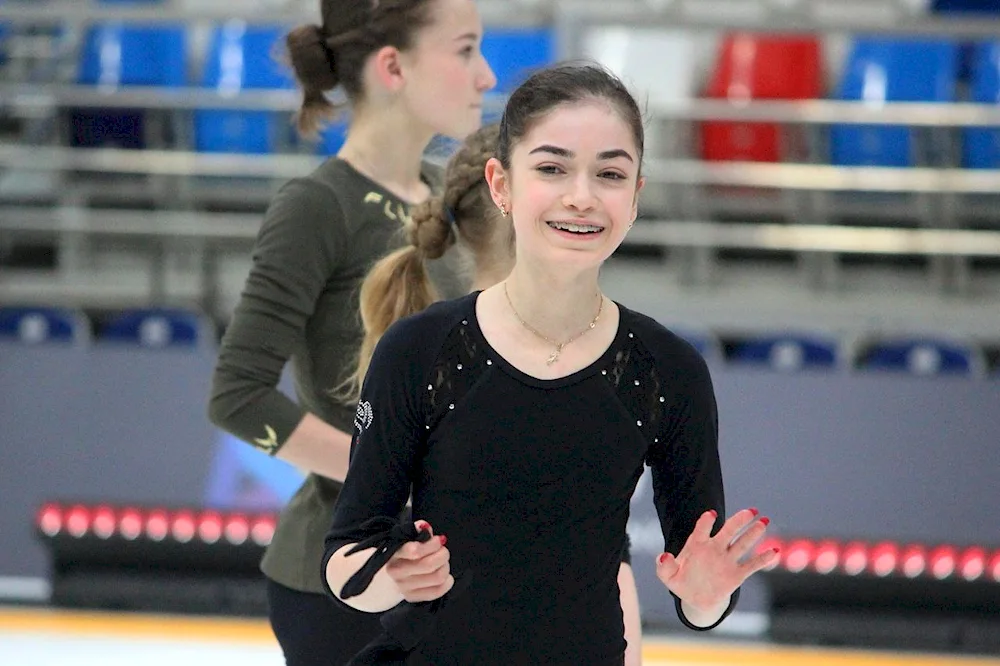 Adelia Petrosyan and Tutberidze