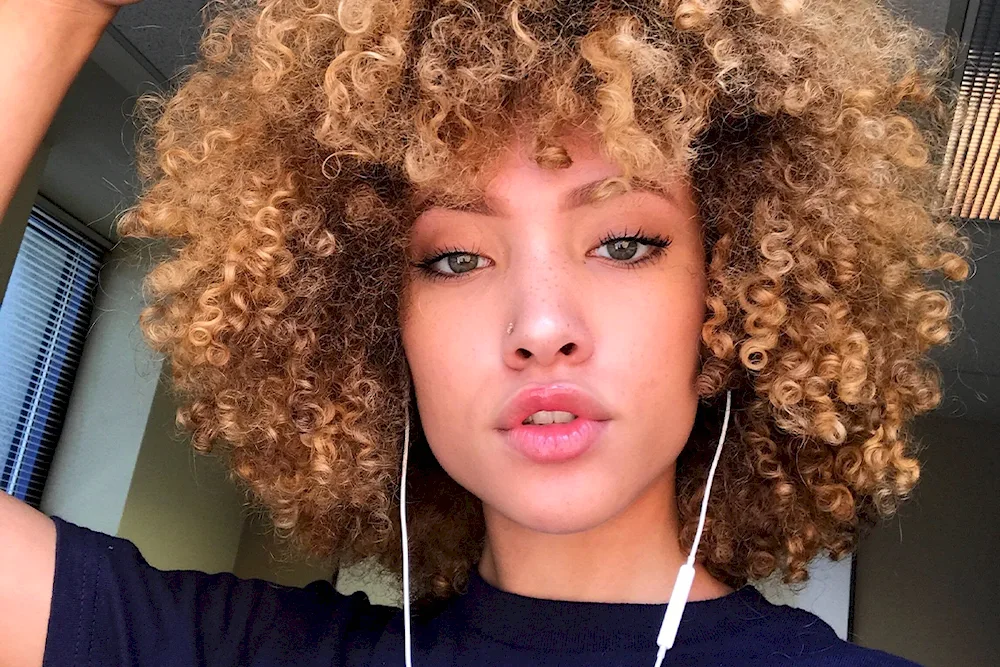 Afro curls on a bob
