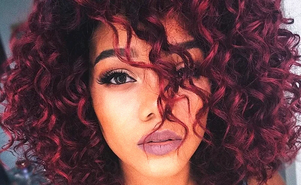 Afro curls ombré