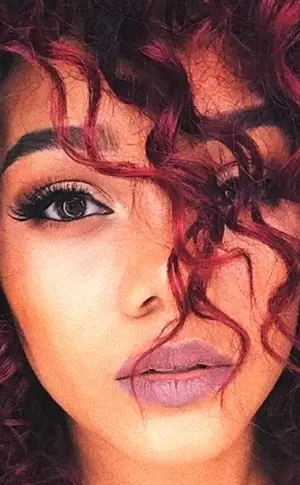 Afro curls ombré