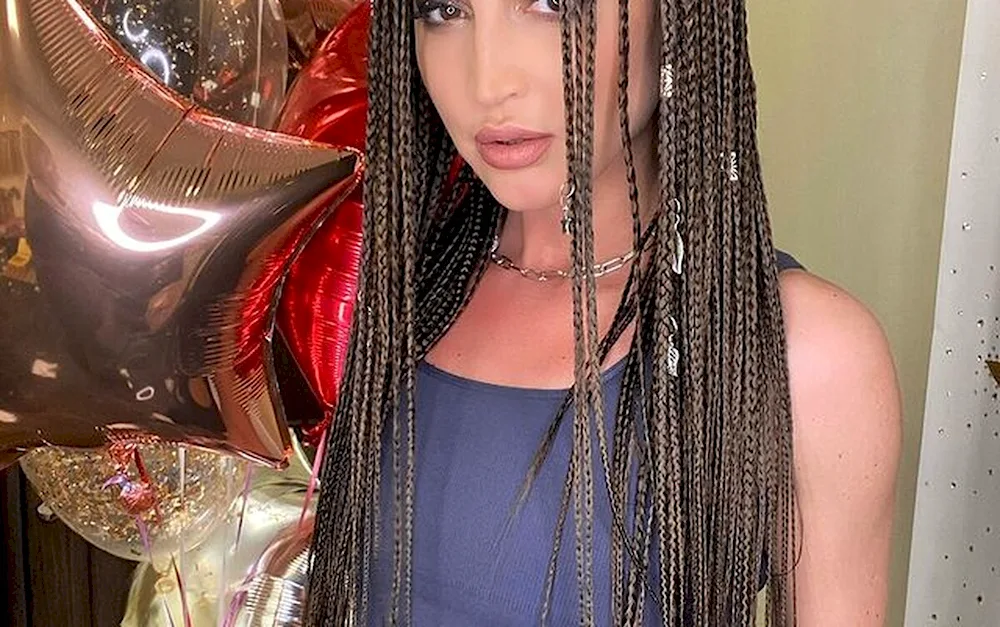 Afrokos Buzova