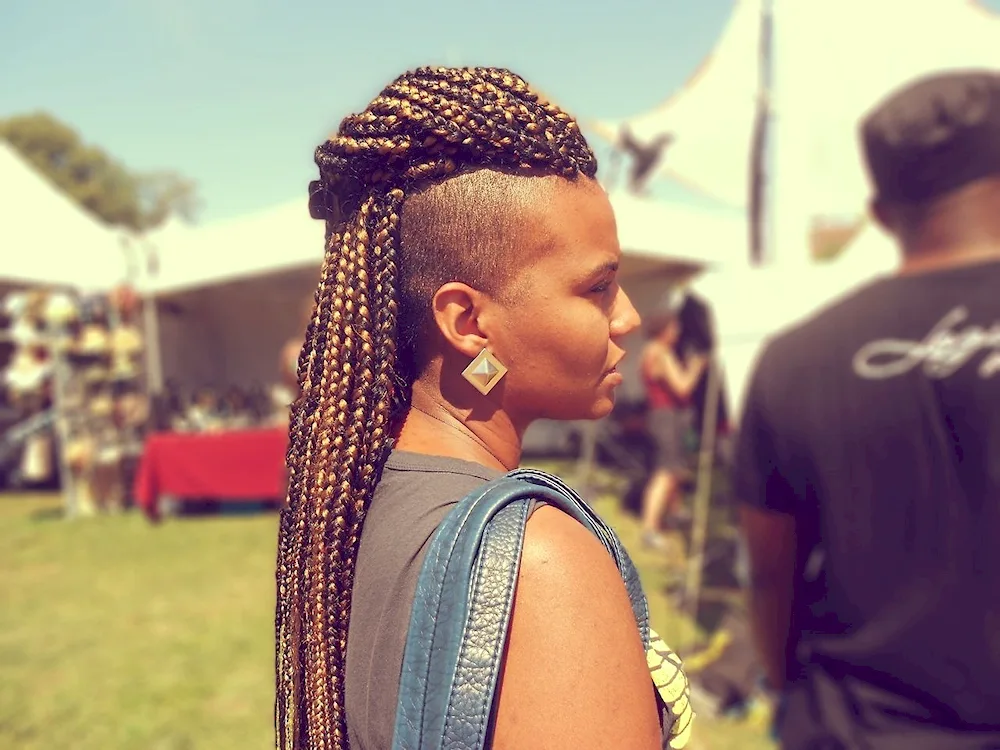 Afro braids Senegalese short