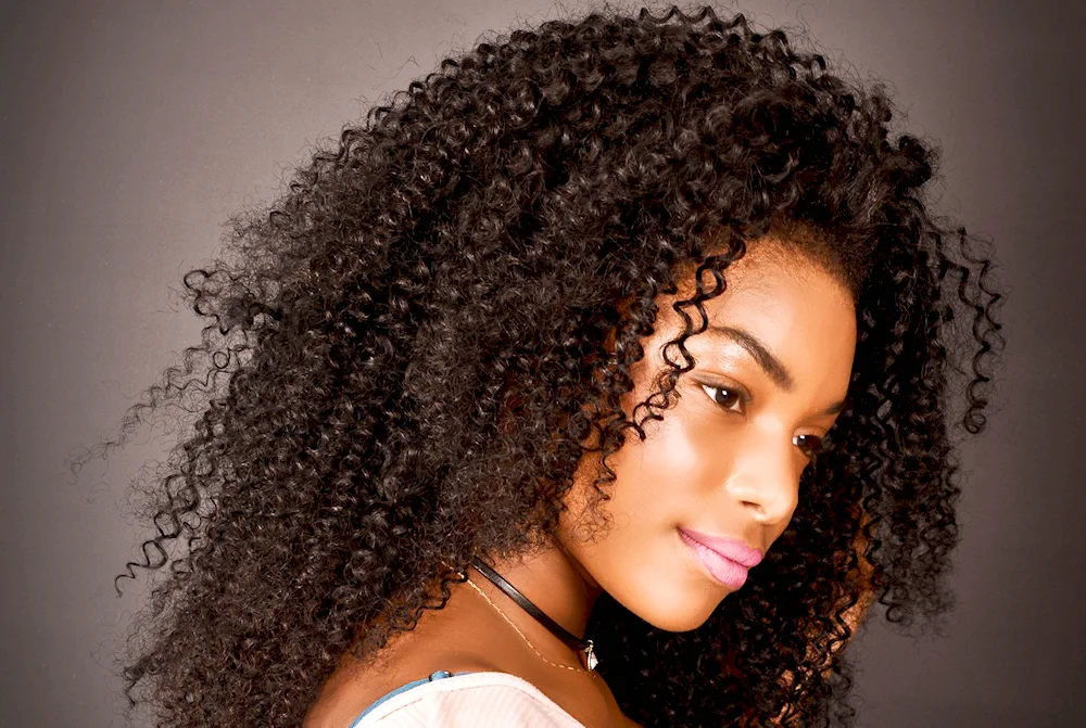 Afro curls Jessica