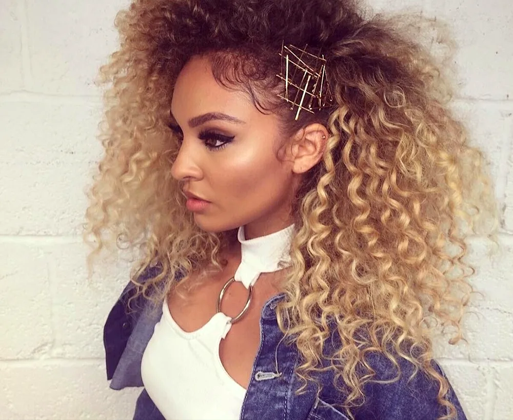 Curly Ilona