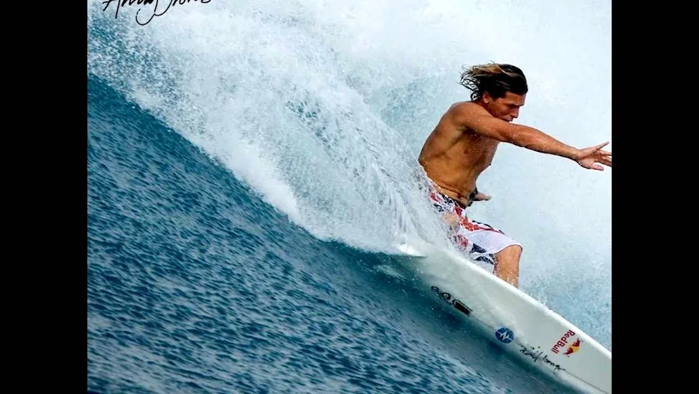 Bob surfer haircut