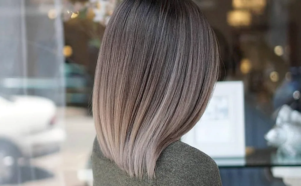 Brazilian colouring technique on straight hair