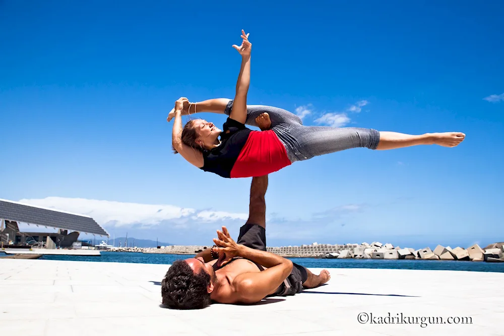 AcroYoga for beginners for two people