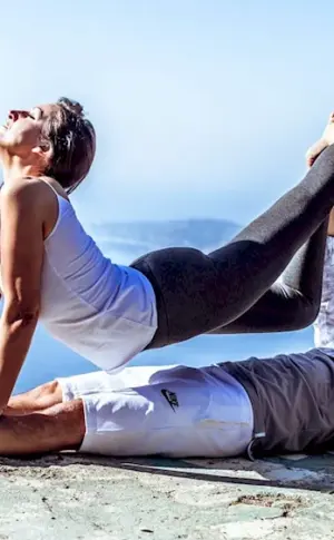 AcroYoga Pyramid