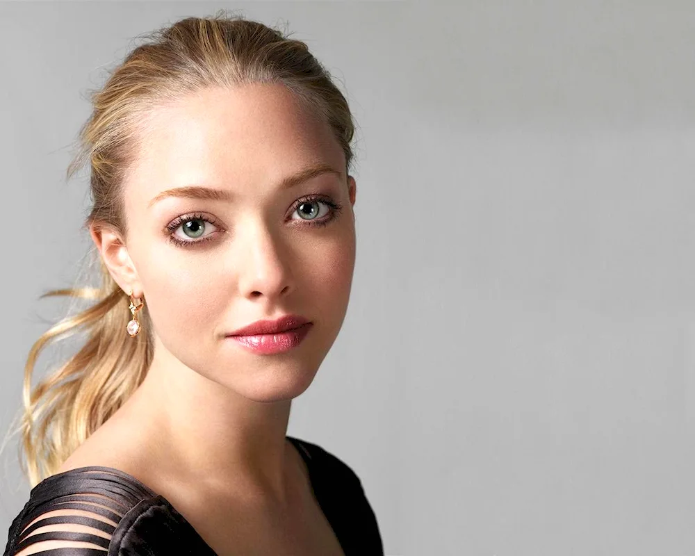 Amanda Seyfried. Seyfried