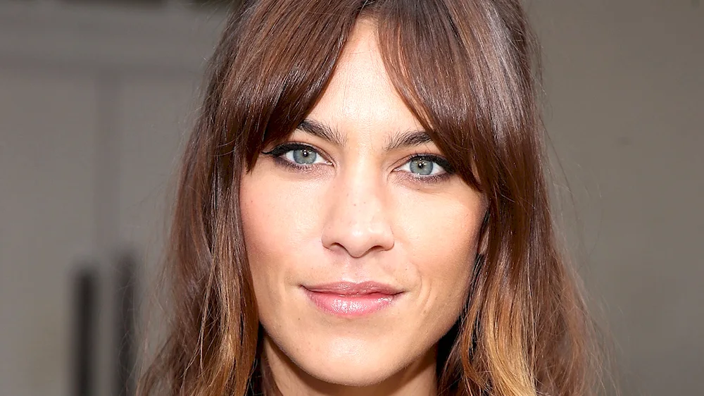 Alexa Chung bangs