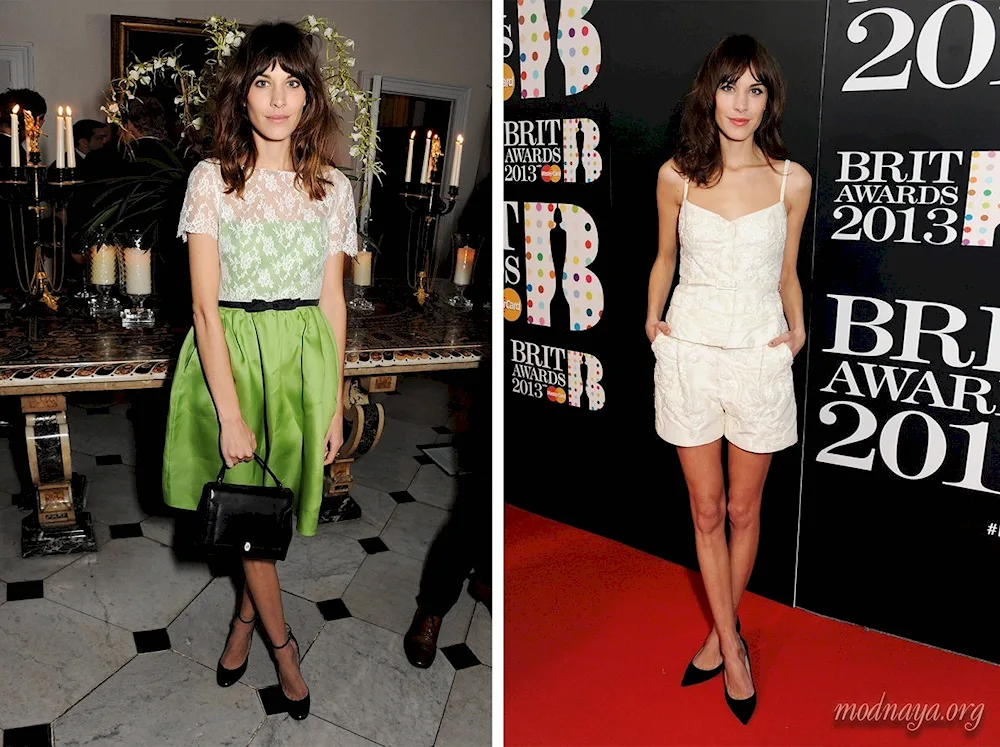 Alexa Chung legs