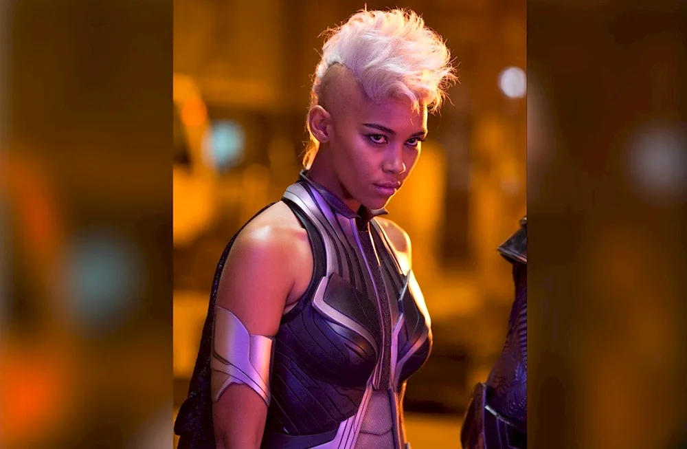 Alexandra shipp storm