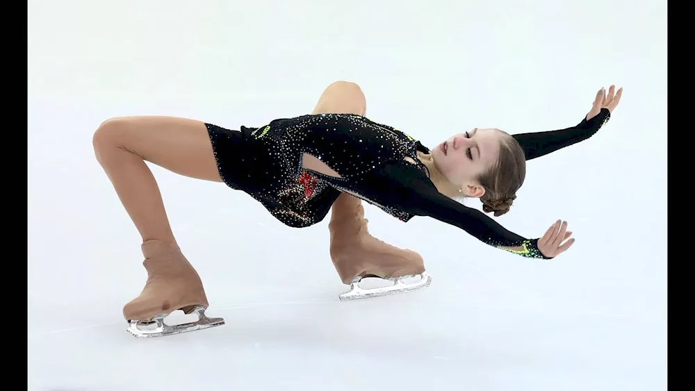 Ksenia Doronina figure skater