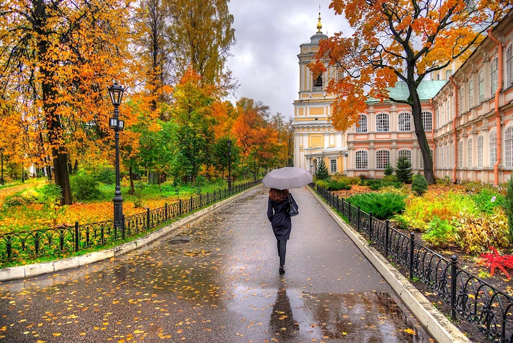 Alexandro-Nevskaya Lavra in autumn