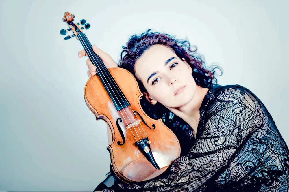 Alena Baeva violinist