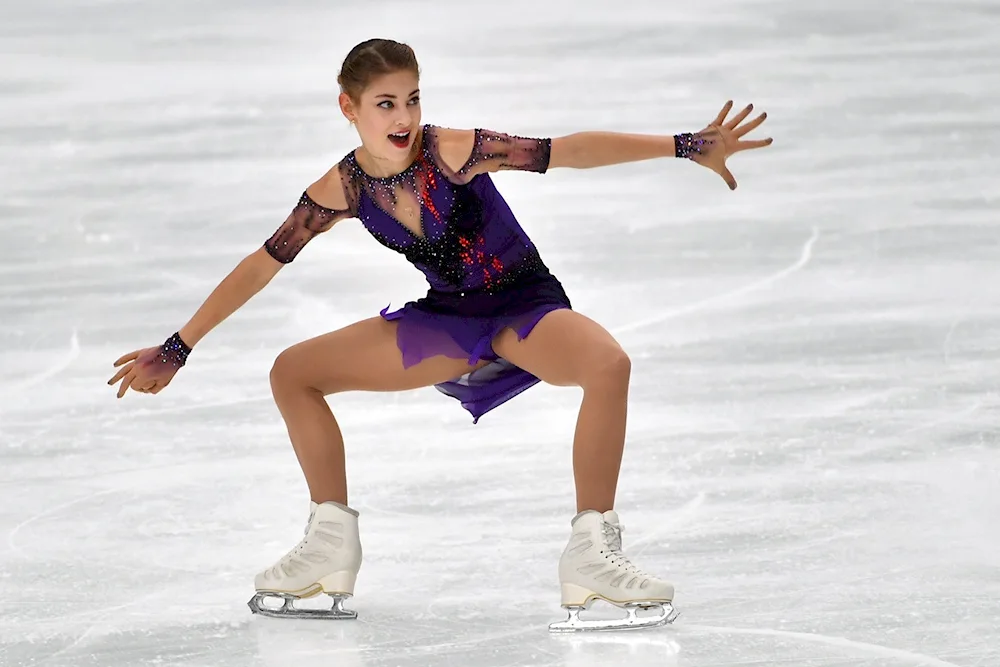 Alena Kostornaya figure skating