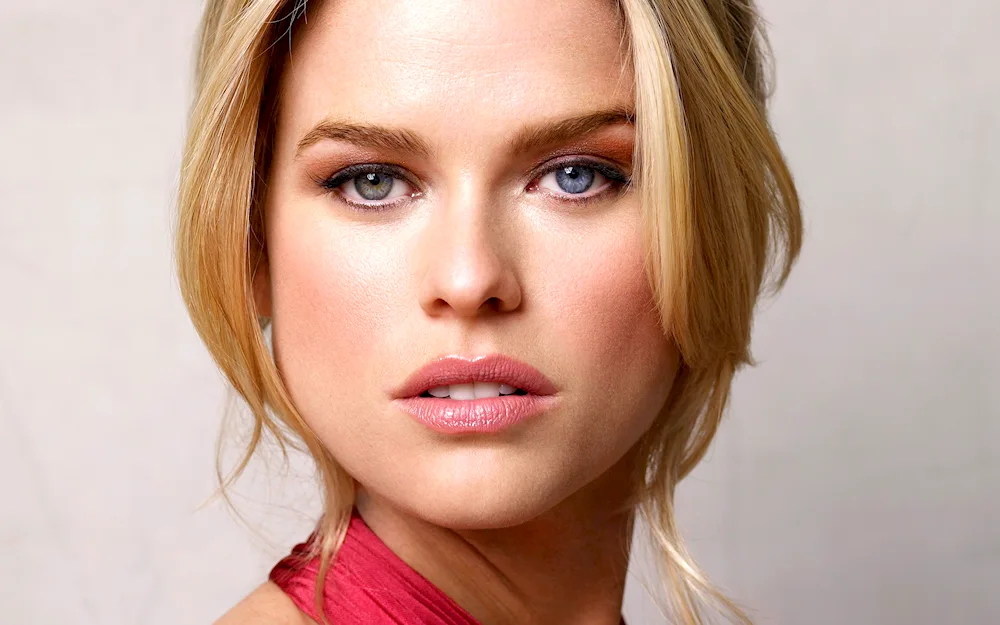 Alice Eve