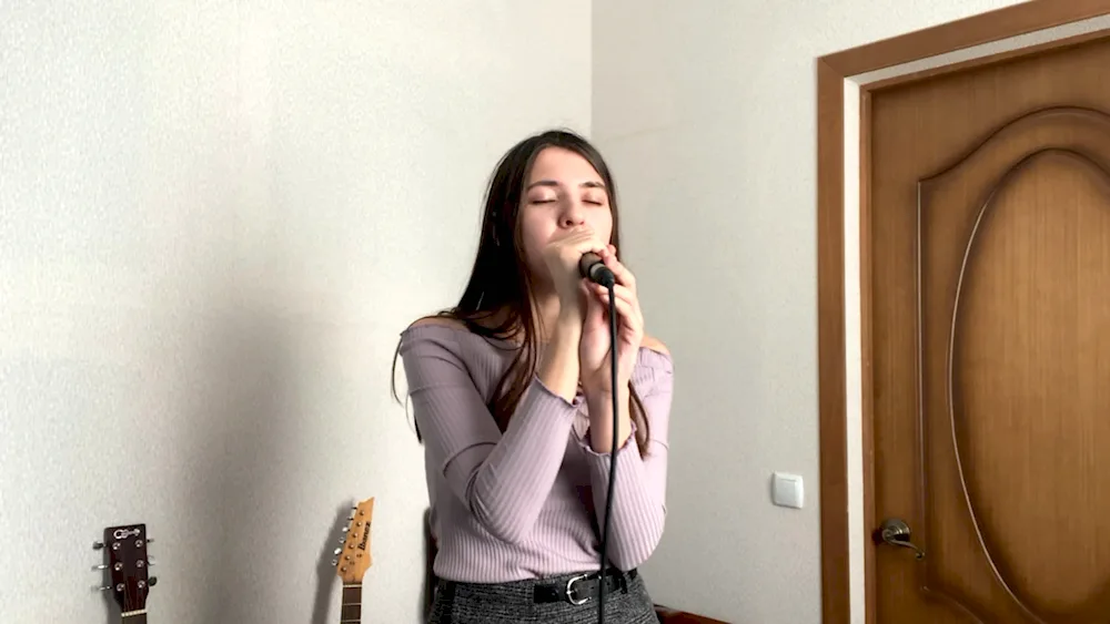 Alina Rose