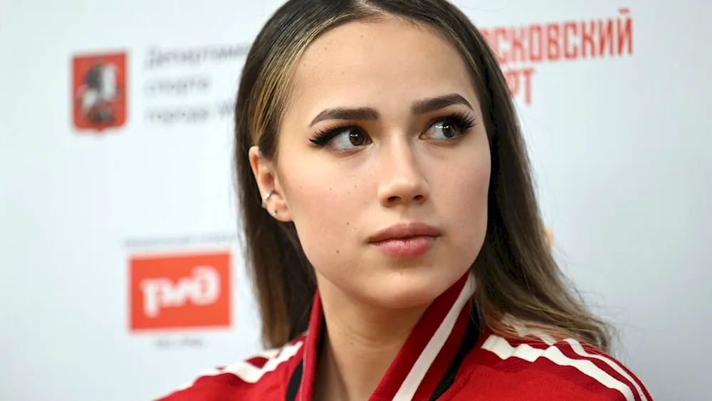 Alina Zagitova 2023