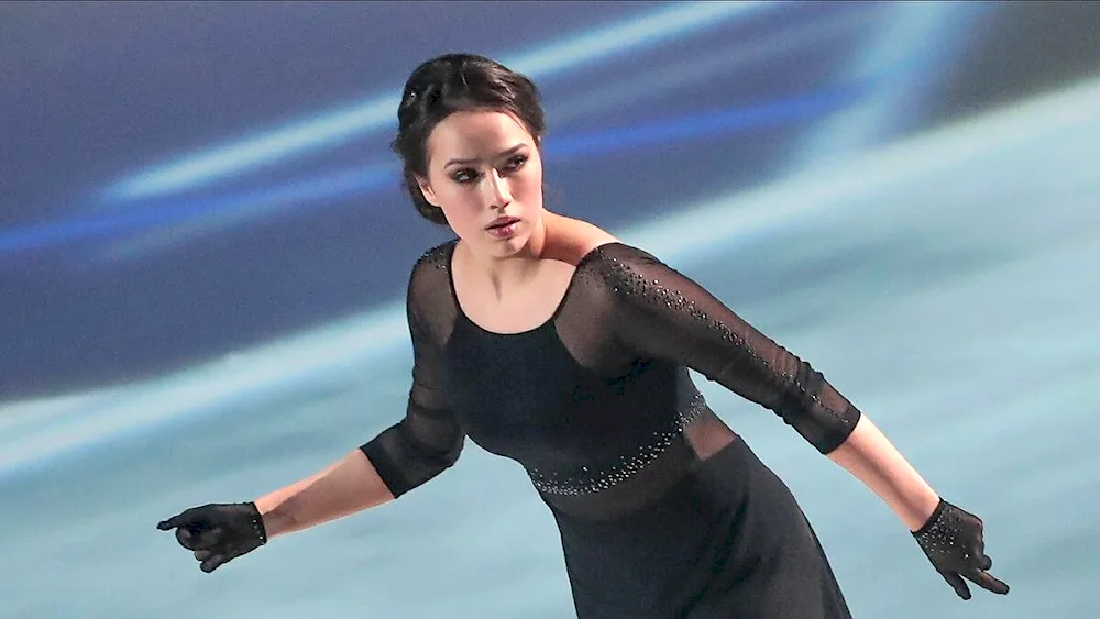 Alina Zagitova figure skater