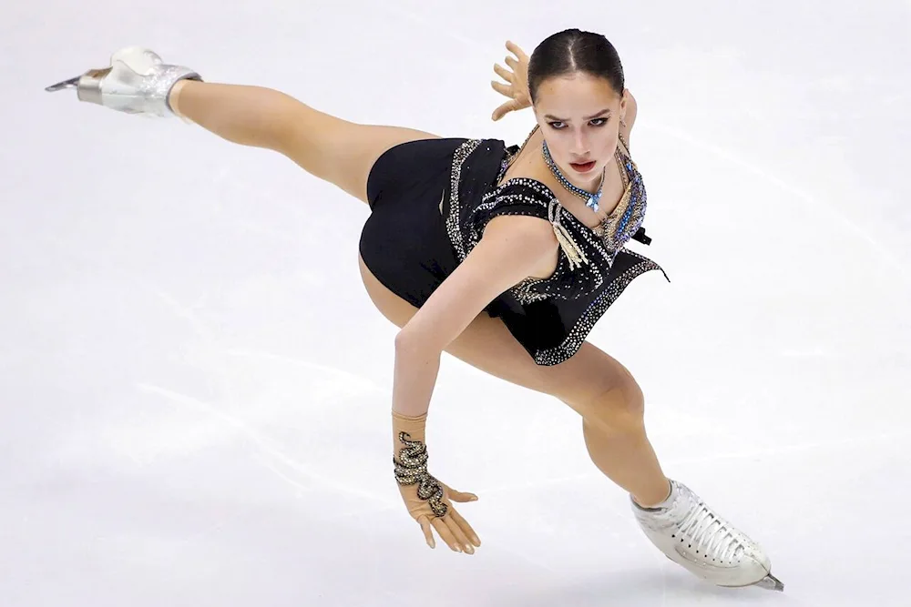 Alina Zagitova figure skater