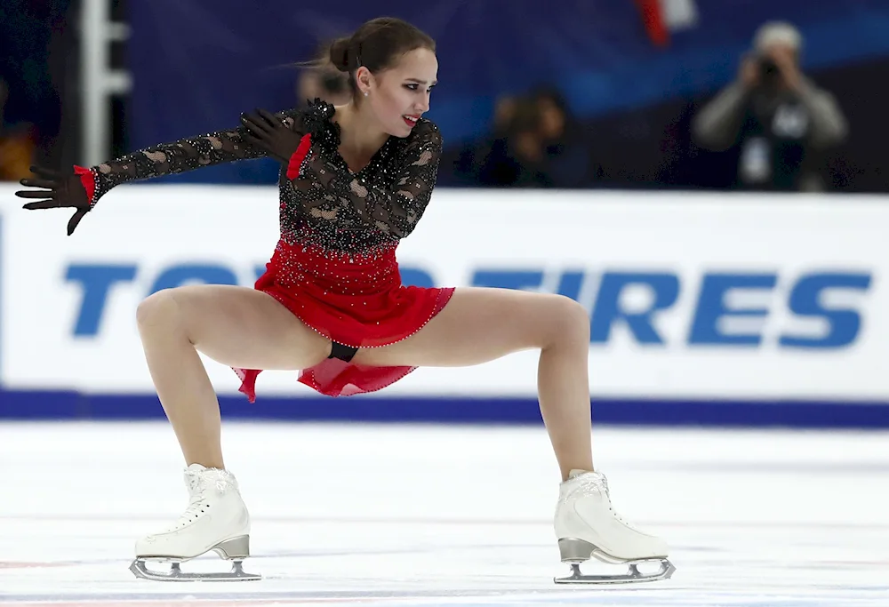 Alina Zagitova figure skater