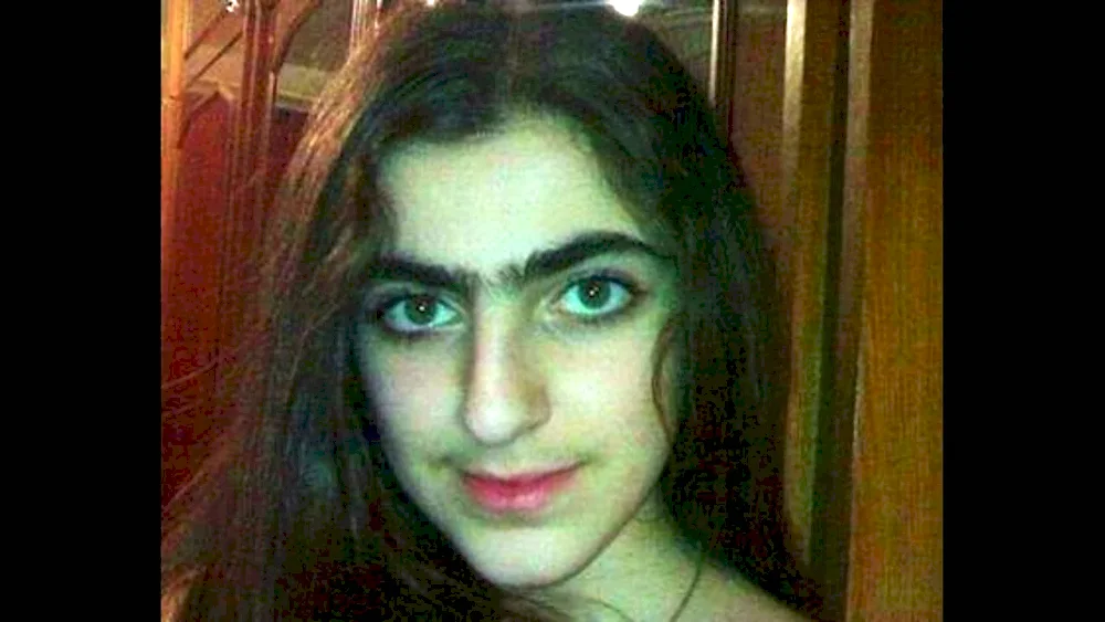 Alice Karapetyan monobrow