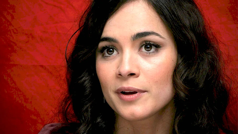 Alice Braga