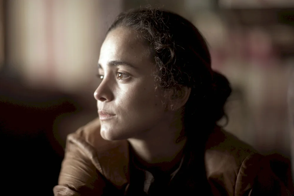 Alice Braga the Queen of the South