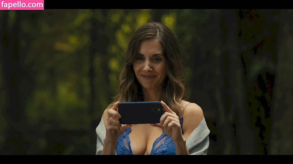 Alison Brie look alike