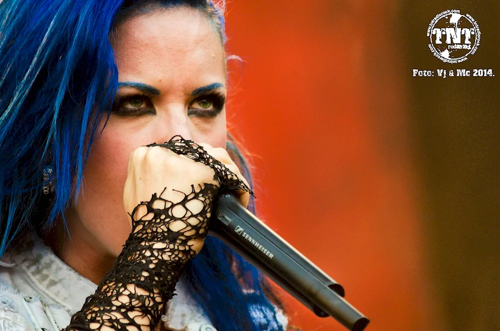 Alissa White-Gluz