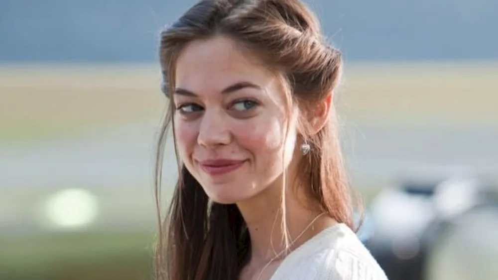 Analeigh Tipton