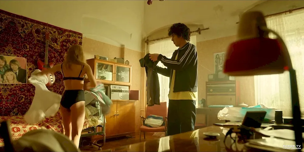 Victoria Zabolotnaya bed scenes