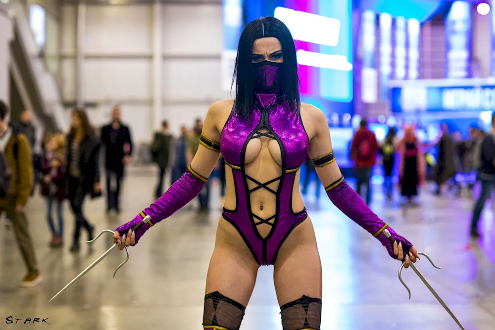 Anastasia Vvedenskaya cosplay Kitana