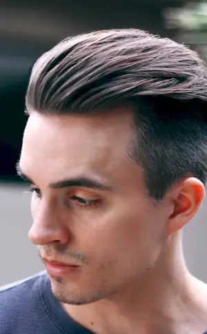 Undercut Pompadour