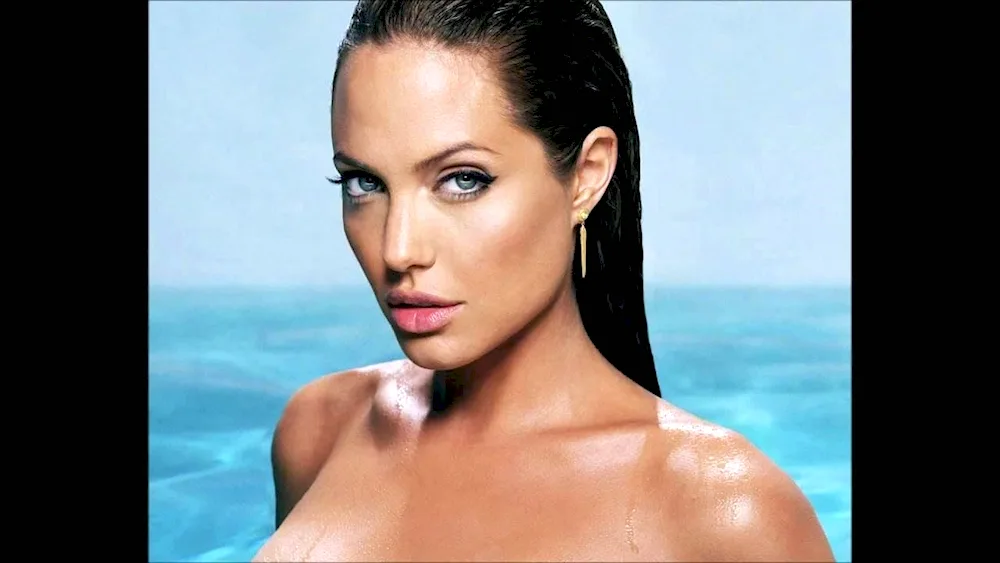 Angelina Jolie