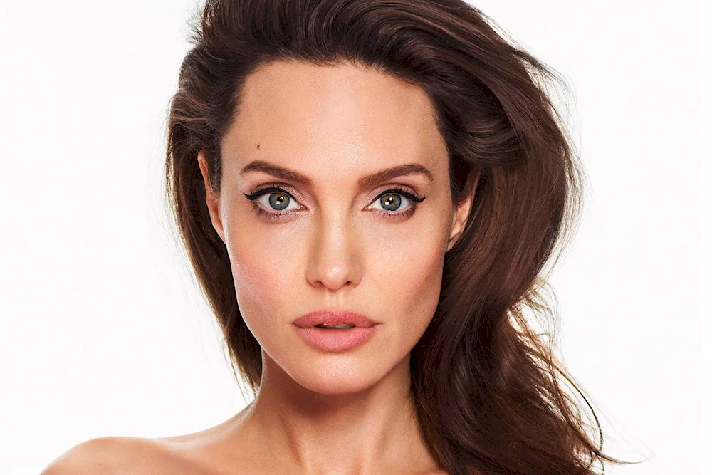 Angelina Jolie