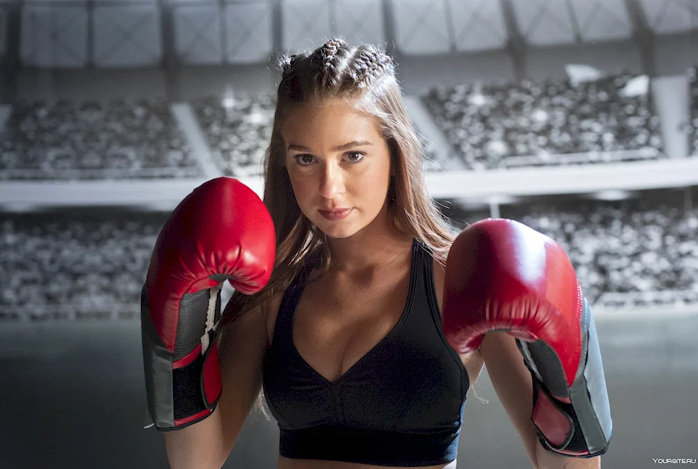 Angelina Semyonova boxer