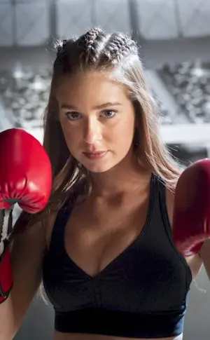 Angelina Semyonova boxer