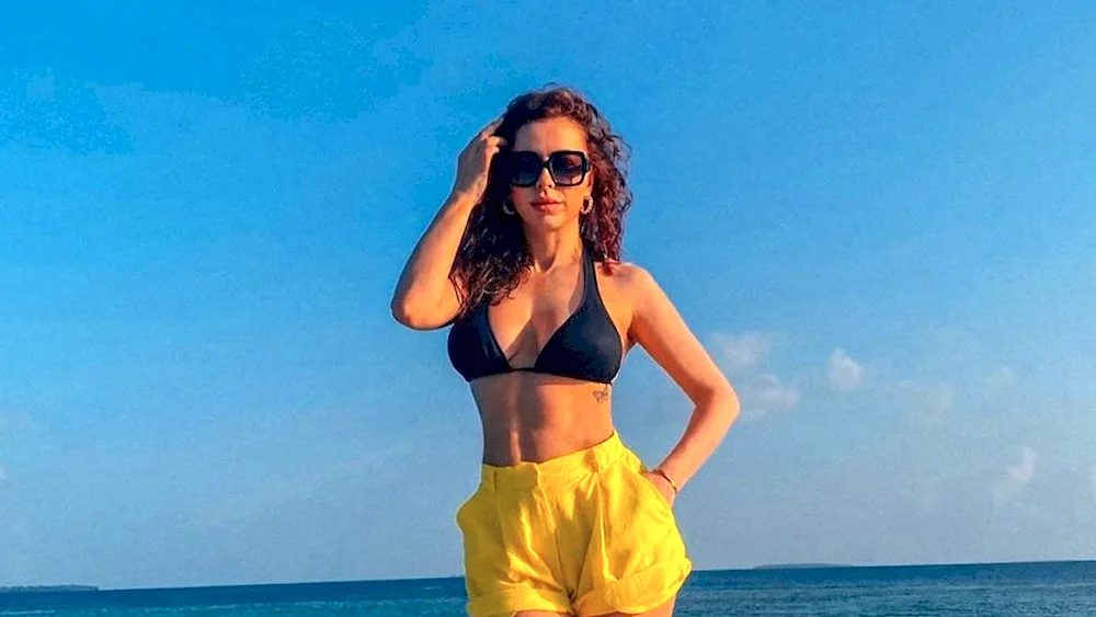 Ani Lorak in bikini 2021