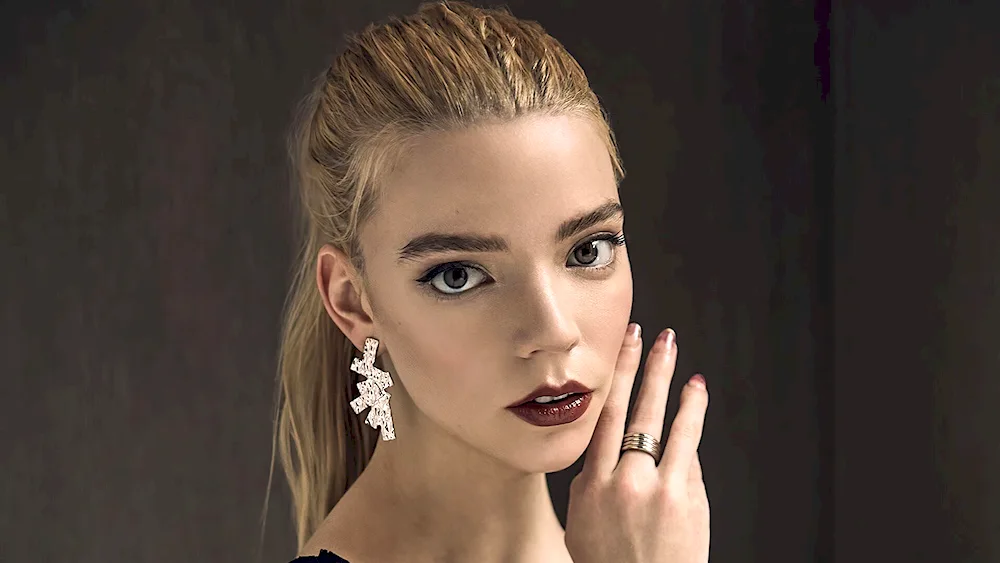 Anya Taylor