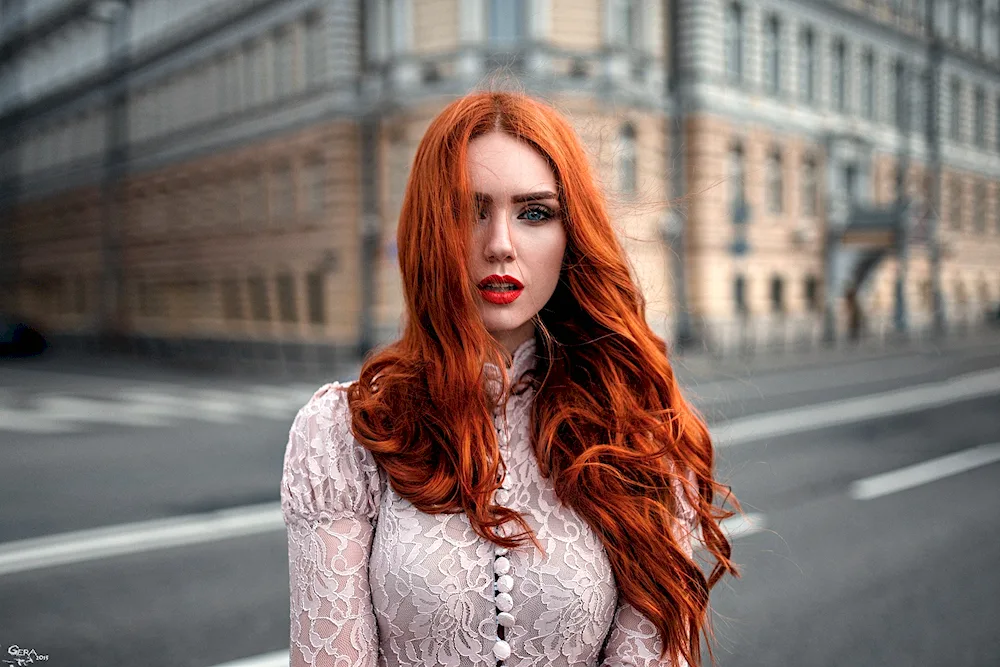 Anna Arendshorst redhead