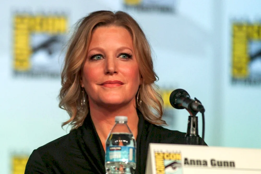 Anna Gunn