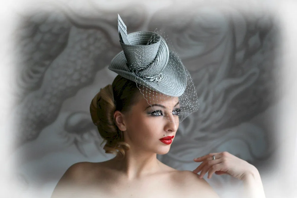 Anna Mikhailova hats