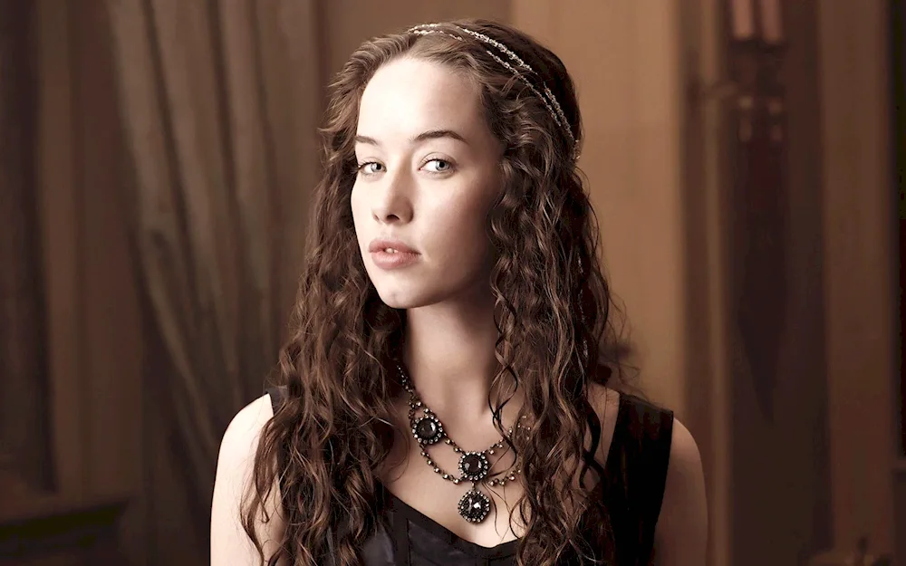 Anna Popplewell