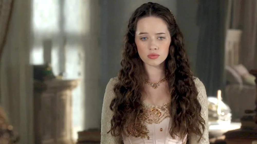 Anna Popplewell Halo