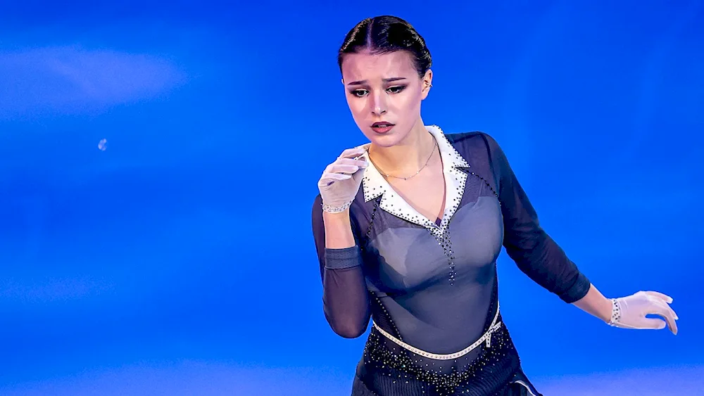 Anna Shcherbakova figure skater