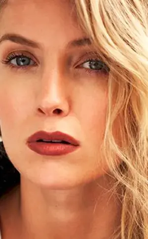 Annabelle Wallis